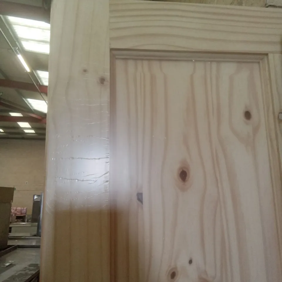 2040 X 826MM 4 PANEL KNOTTY PINE INTERNAL DOOR 