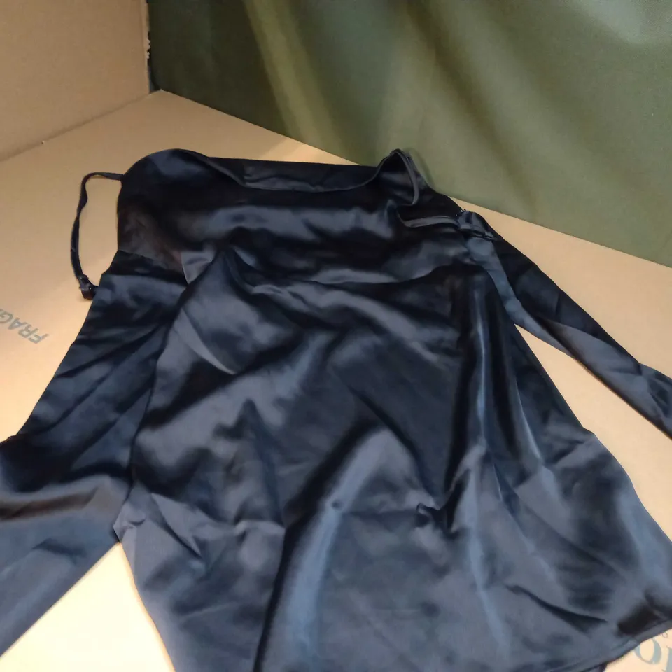 MISSPAP BLACK PREMIUM SATIN ITE BACK VOWL SLIP DRESS - SIZE 10