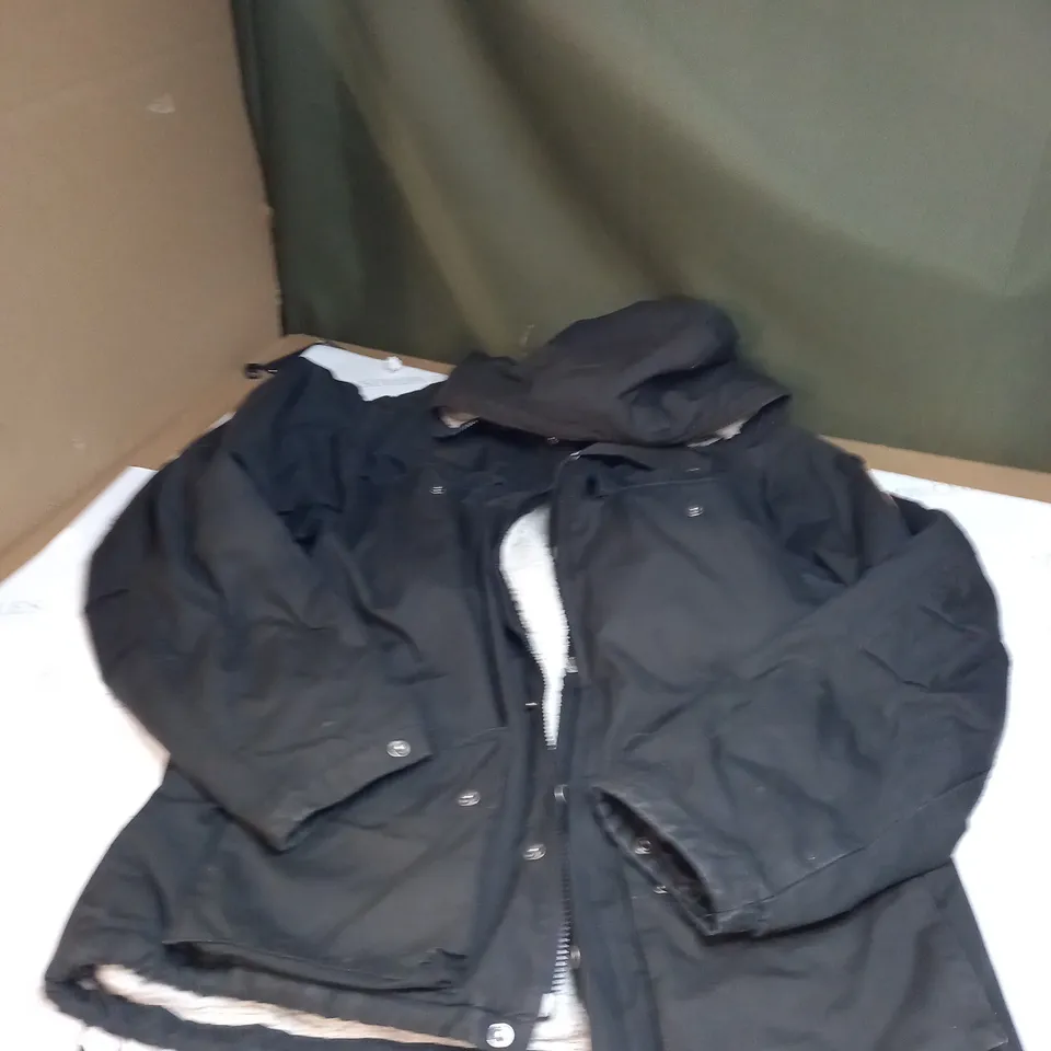 FJAL RAVEN MEDIUM WINTER COAT