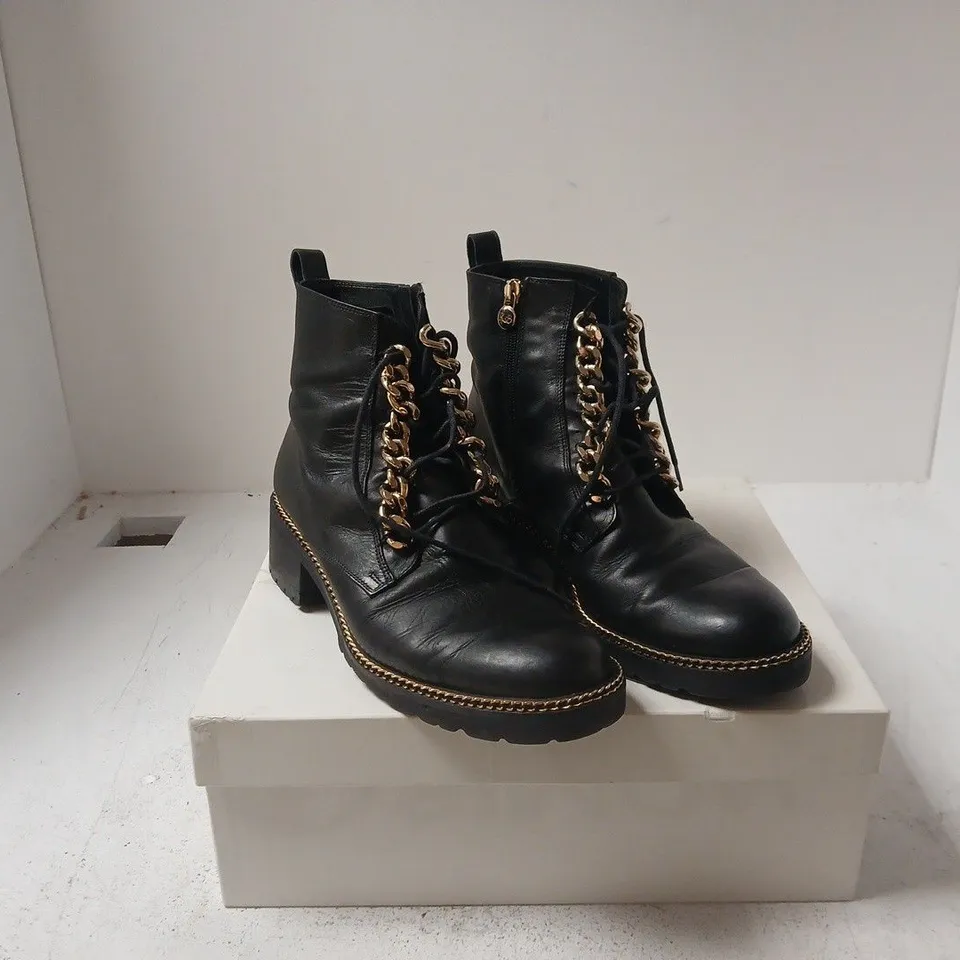 RUSSELL AND BROMLEY WOMEN'S BLACK LEATHER ANKLE BOOTS WITH GOLD-TONE CHAIN-LACE DETAIL SIZE 40