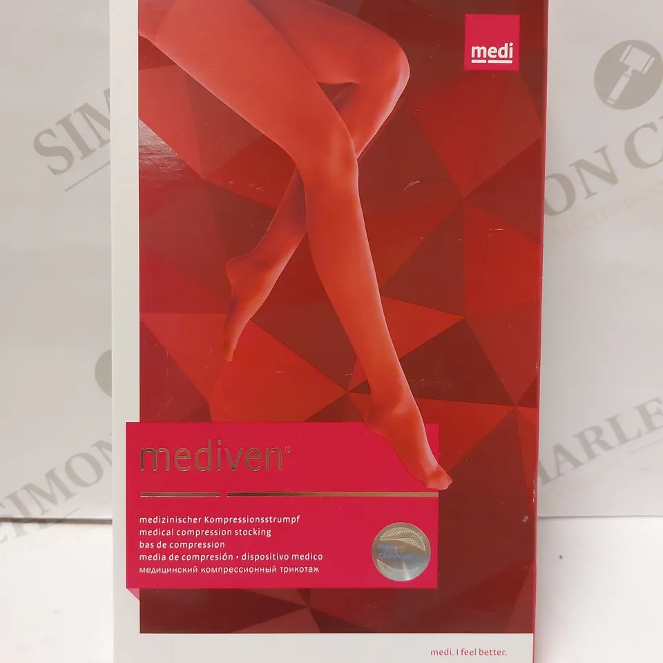 MEDIVEN MEDICAL COMPRESSION STOCKINGS - BLACK PETITE CLOSED TOE 
