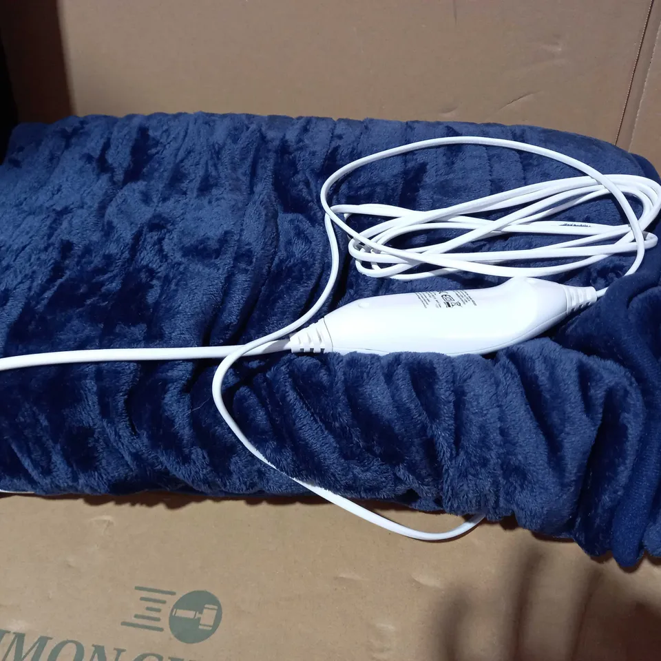 COZEE HOME HEATED NAVY THROW