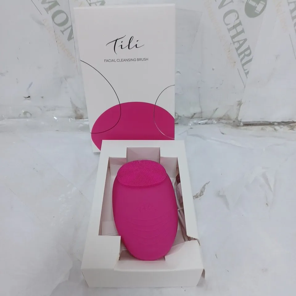BOXED TILI FACIAL CLEANSING BRUSH DARK PINK