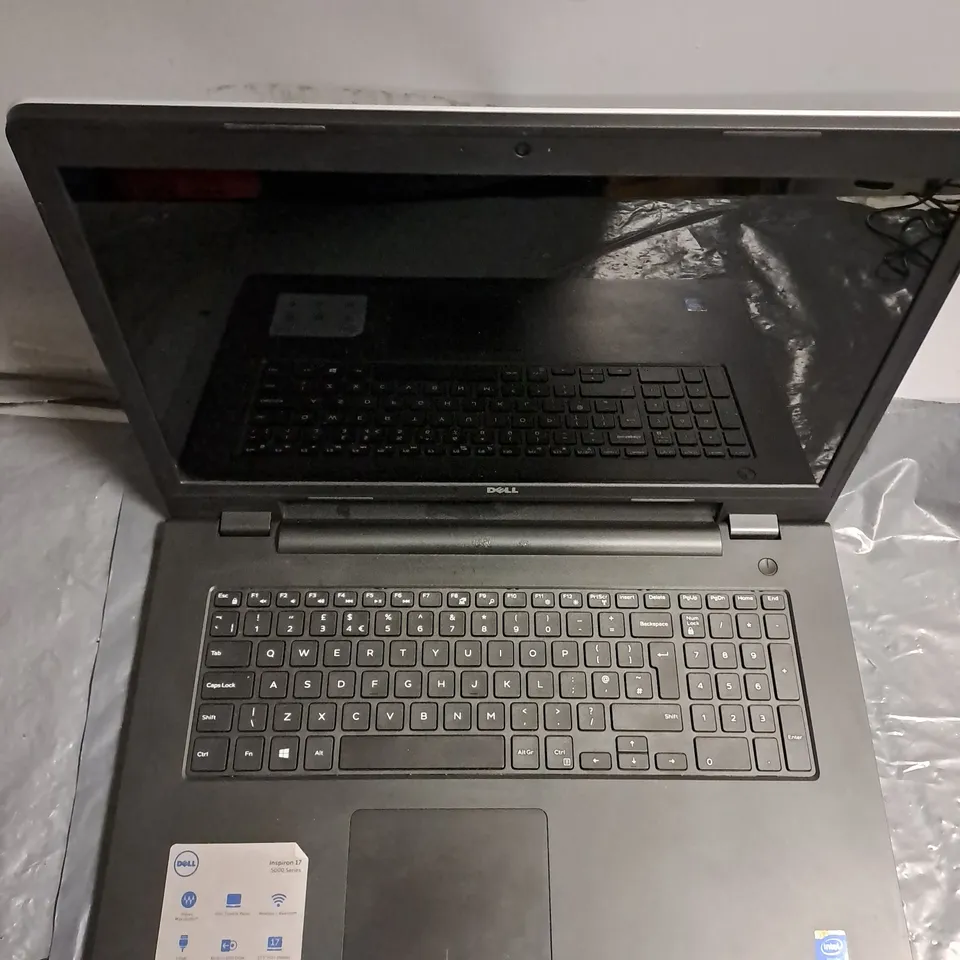 DELL INSPIRON 17 5000 SERIES LAPTOP