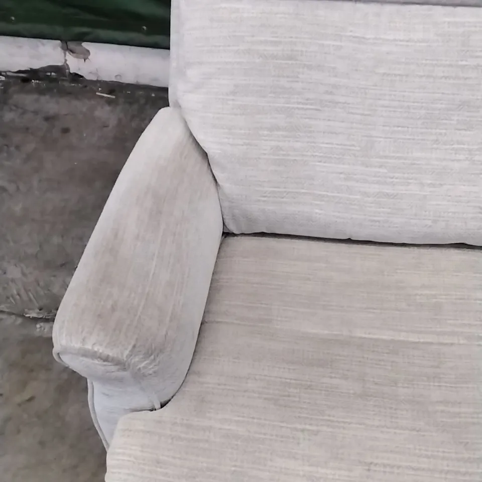 QUALITY BRITISH DESIGNED & MANUFACTURED G PLAN NEWBURY DUAL ELEVATE ARMCHAIR CHEVRON DOVE FABRIC