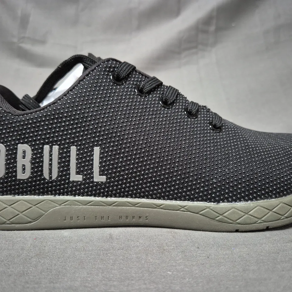 BOXED PAIR OF NOBULL SF TRAINERS IN BLACK UK SIZE 9