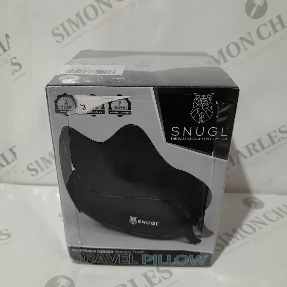 SNUGL TRAVEL PILLOW IN BLACK