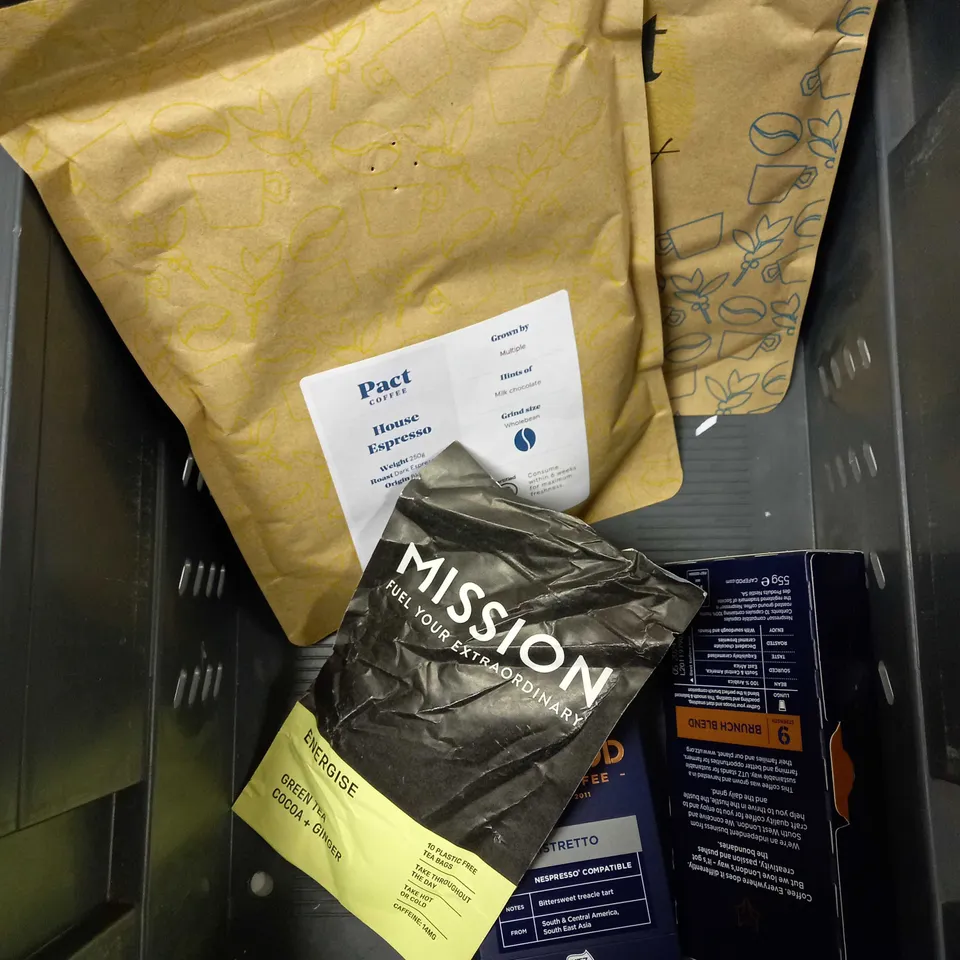 BOX OF APPROXIMATELY 10 ASSORTED TEA & COFFEE PRODUCTS TO CONTAIN 1KG ROCKET FUEL, CAFÉPOD LONDON NESPRESSO PODS, MISSION GREEN TEA ETC 