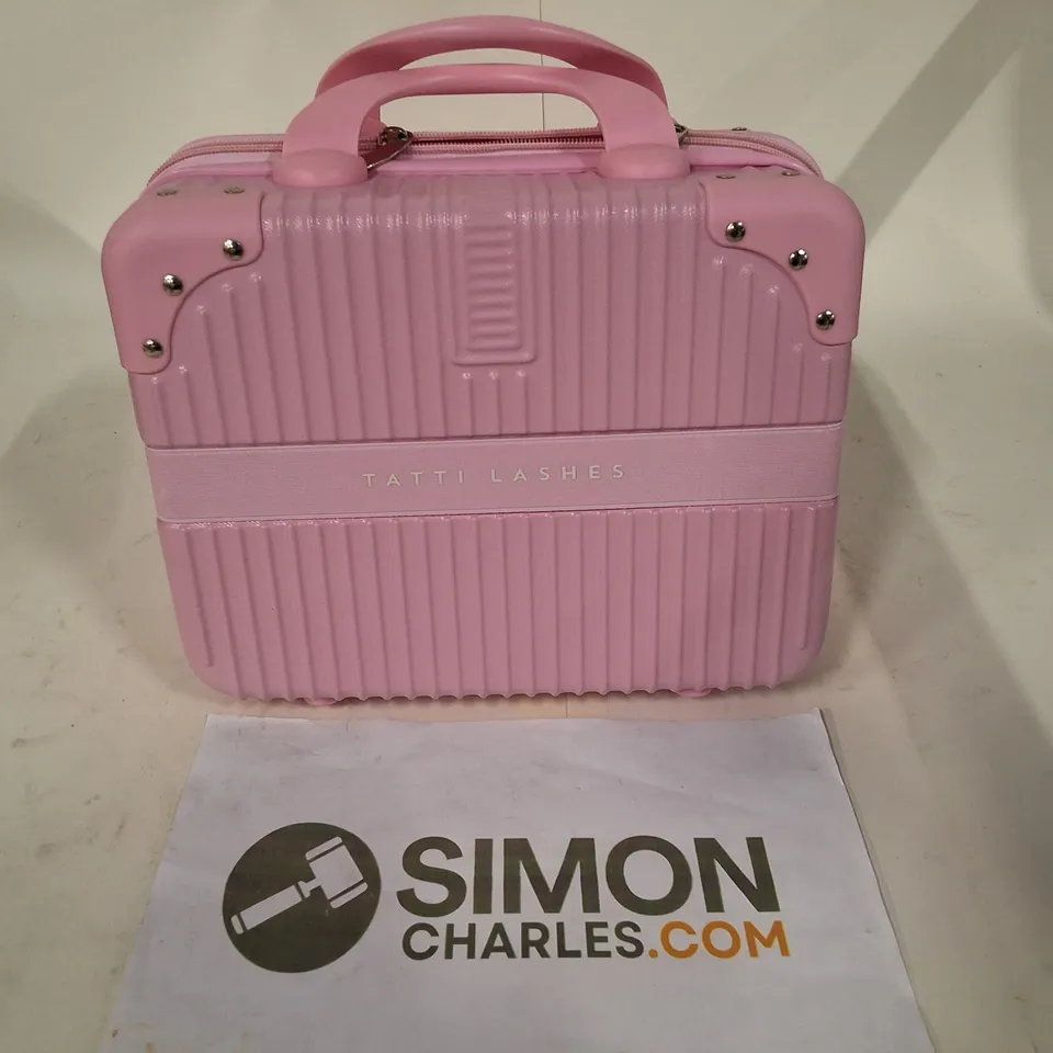 TATTI LASHES VANITY CASE