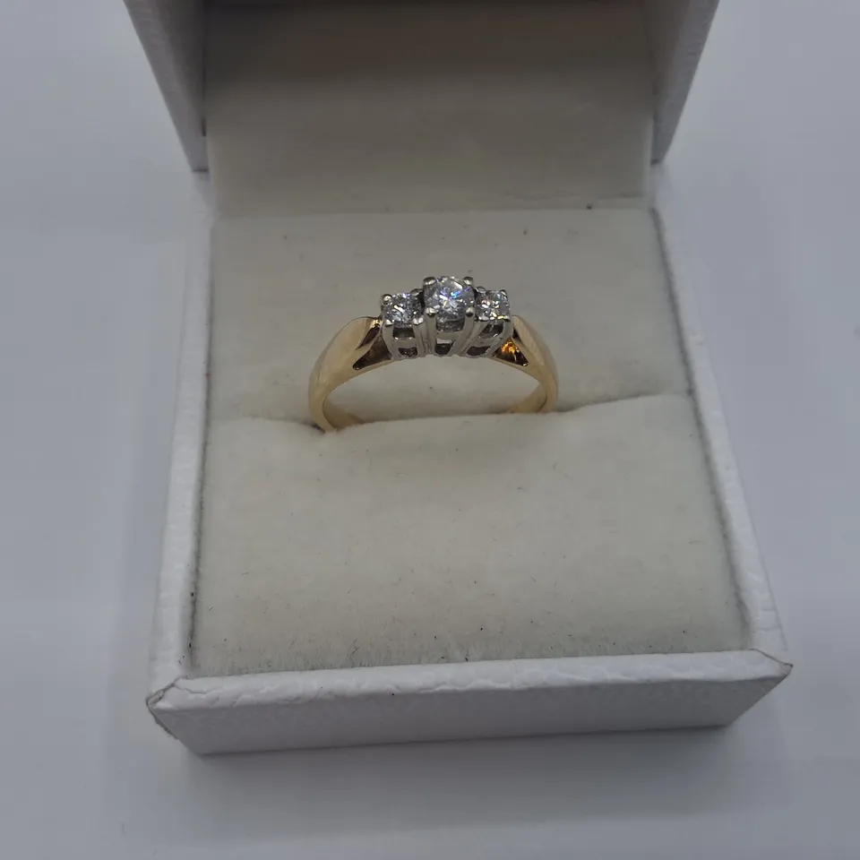 14CT GOLD RING SET WITH NATURAL DIAMOND