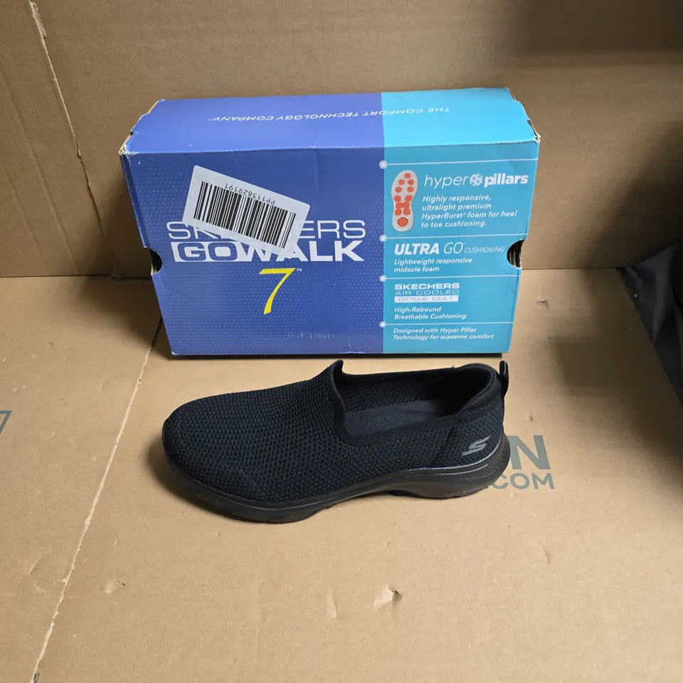 SKECHERS GO WALK 7 SLIP-ON SHOES – BLACK - UK SIZE 3.5
