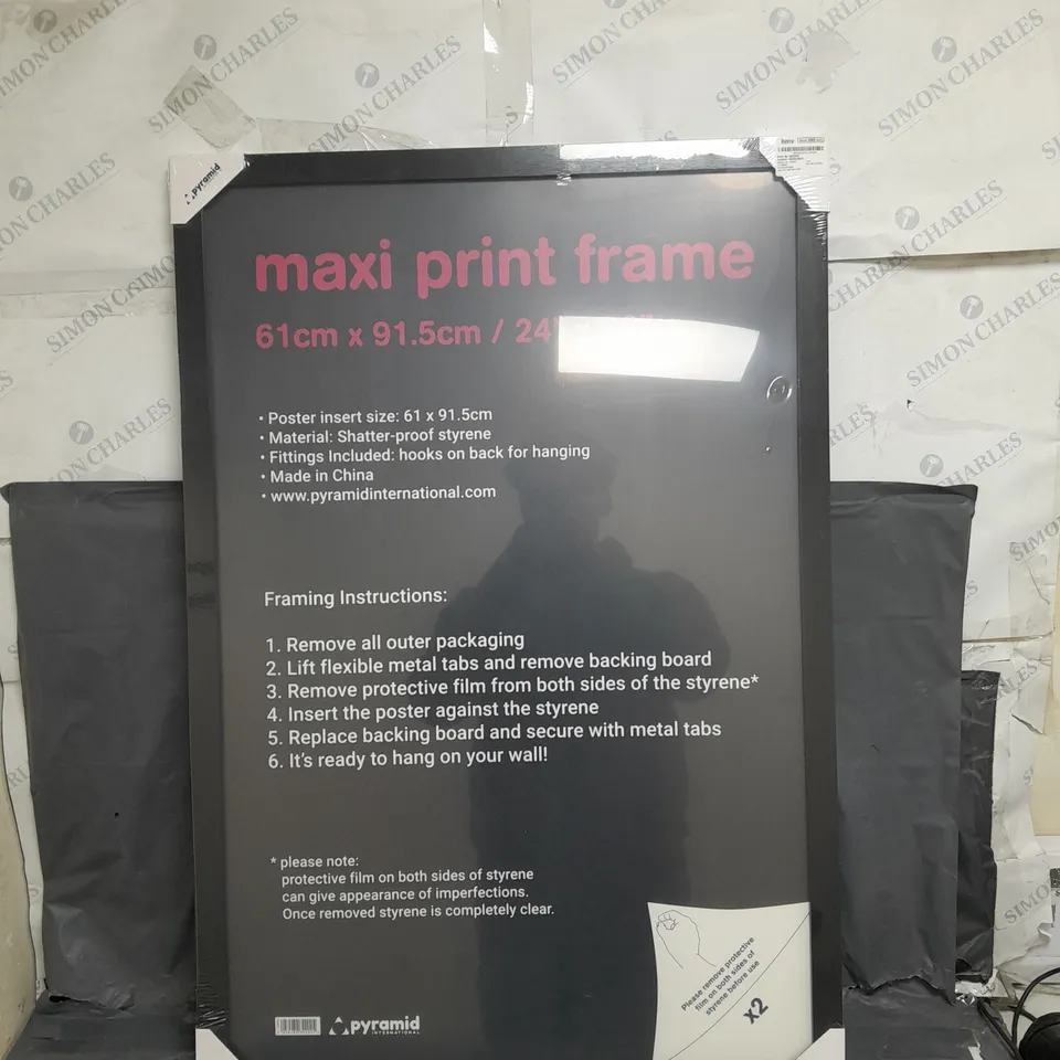 SEALED MAXI PRINT FRAME 61XM X 91.5CM BLACK - COLLECTION ONLY