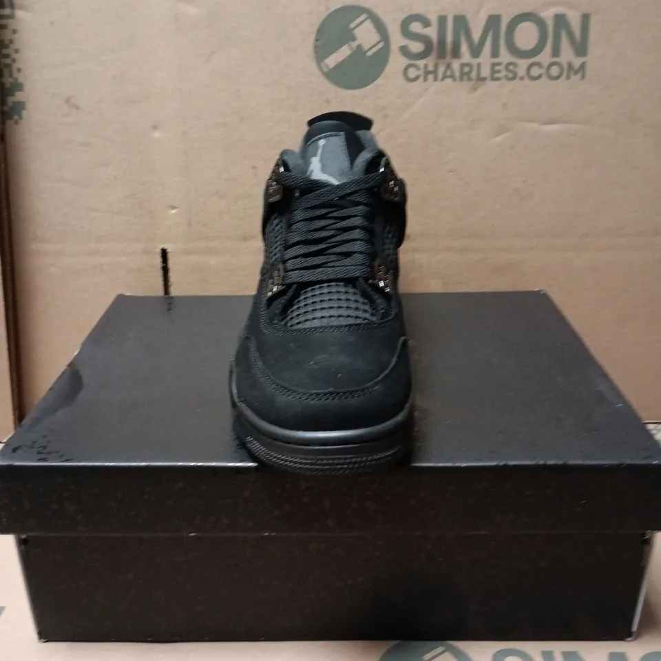 NIKE AIR JORDAN 4 RETRO BLACK/BLACK-LT GRAPHITE TRAINERS, UK 8.5 (US 9.5)