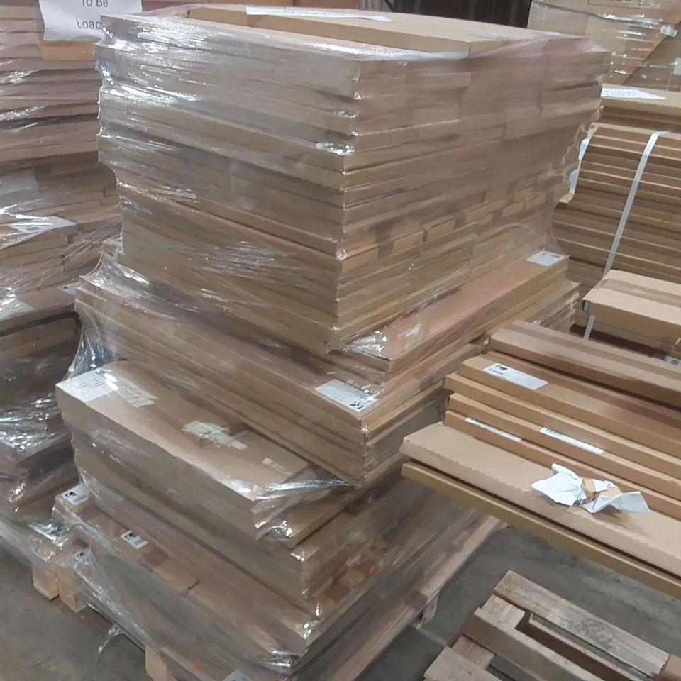 PALLET CONTAINING A LARGE QUANTITY OF ASSORTED BATHROOM FURNITURE PANELS INCLUDING: CHILTERN BASE DOORS, VANITY END PANELS, TALL WALL END/INFILL PANEL, PULL OUT TOILET ROLL HOLDER ECT