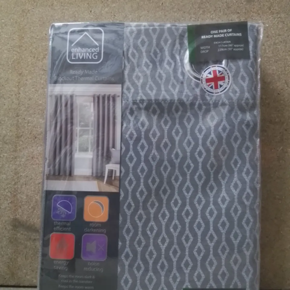 BRAND NEW ENHANCED LIVING BLACKOUT THERMAL CURTAINS - 117CM X 229CM - GREY