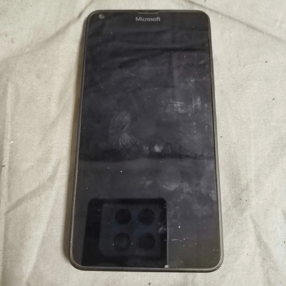 MICROSOFT LUMIA 640 LTE SMARTPHONE – BLACK