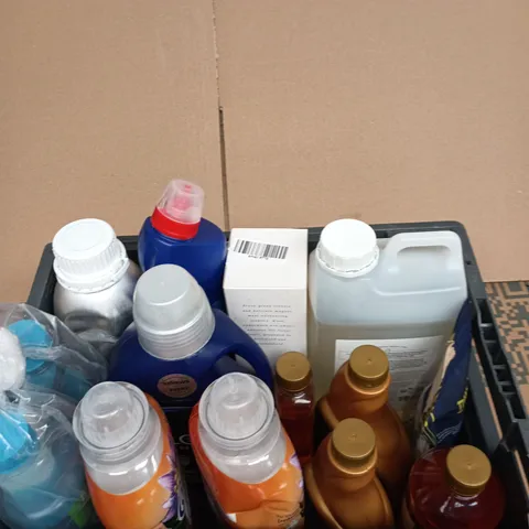 TOTE OF APPROXIMATELY 10 ITEMS INCLUDING FER A CHEVAL DISHWASHING LIQUID, DAISY CHAINS RED DIFFUSER AND AMBER DISINFECTANT CLEANER