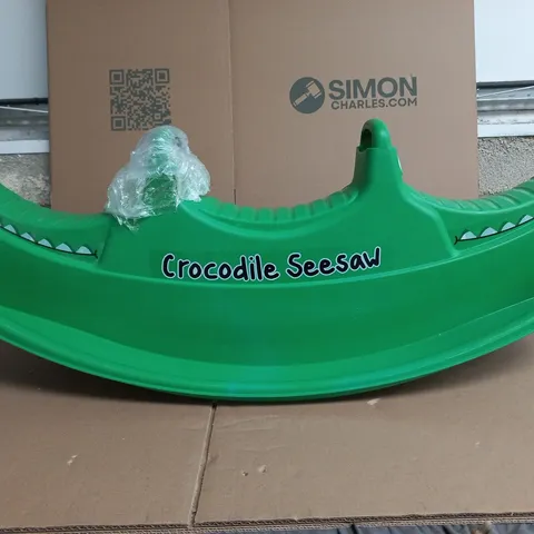 CROCODILE SEESAW – GREEN PLASTIC CHILDREN'S SEESAW TOY