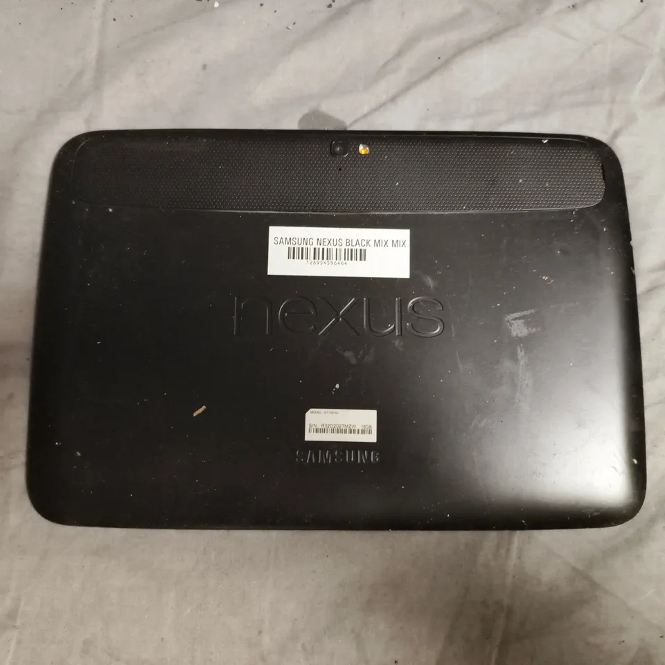 SAMSUNG NEXUS GT-P8110 TABLET IN BLACK