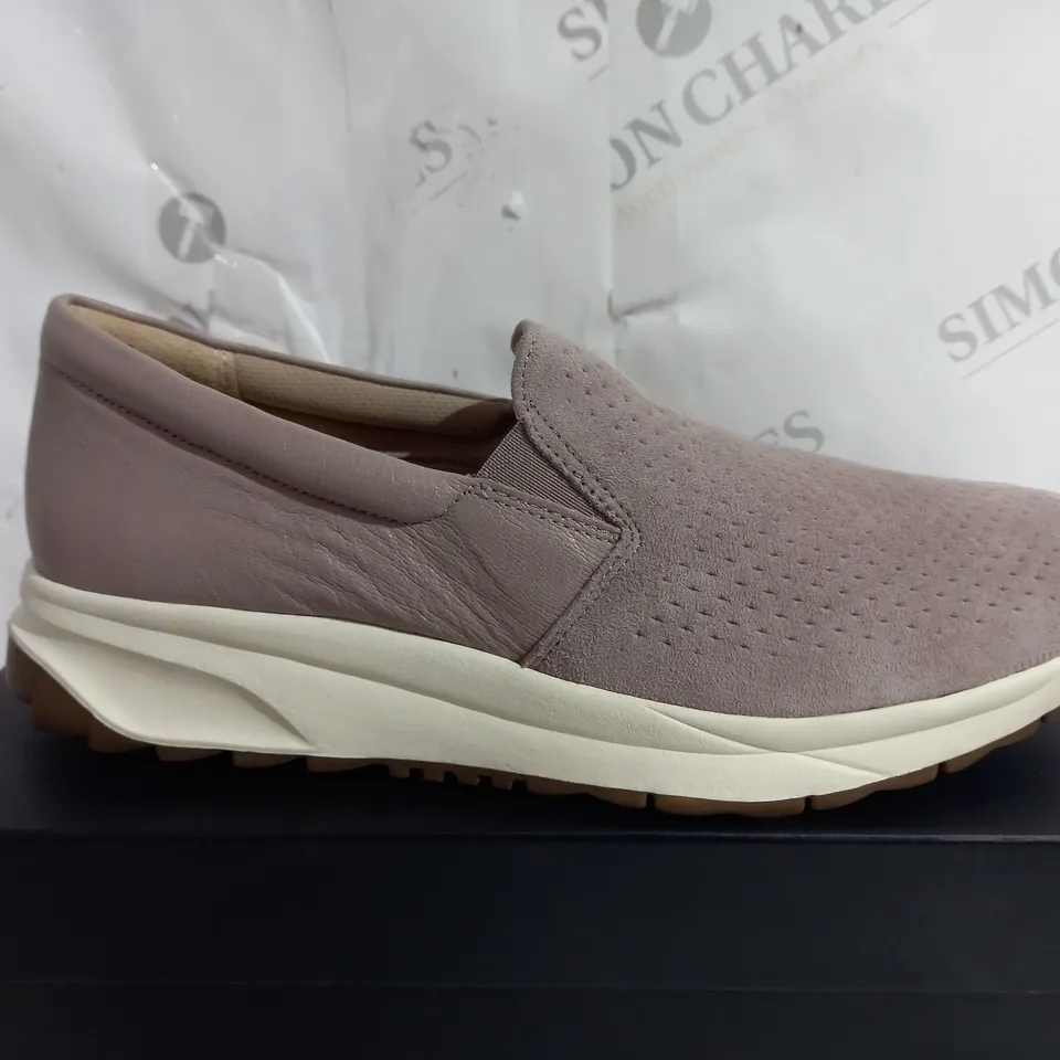 BOXED NATURALIZAER SLIP ON PLATFORM TRAINERS - SIZE 6
