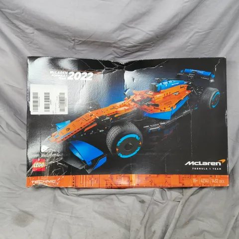 BOXED LEGO TECHNIC MCLAREN FORMULA 1 RACE CAR 2022 (42141)