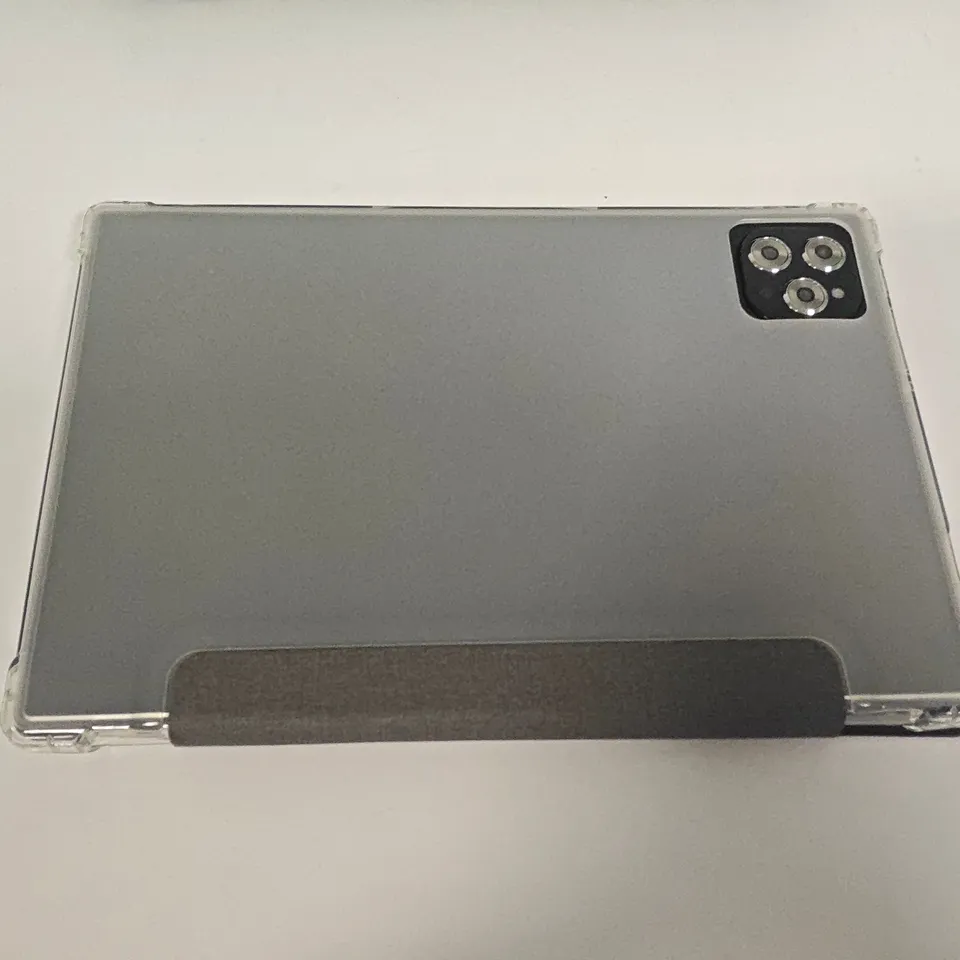 ANDROID TABLET WITH GREY FOLDING CASE, ACCESSORIES AND CARRY SLEEVE