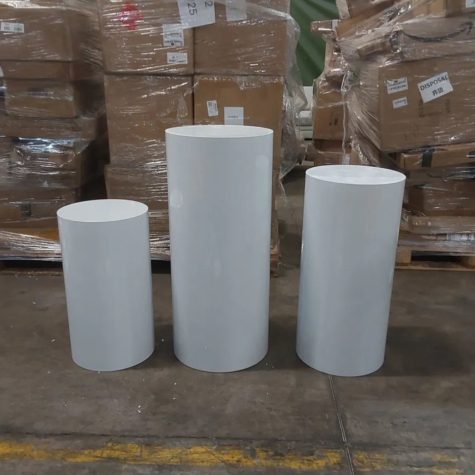 PALLET CONTAINING APPROXIMATELY 6X BOXED 3PCS  ROUND COLUMN DISPLAY PEDESTAL STAND SETS ECT