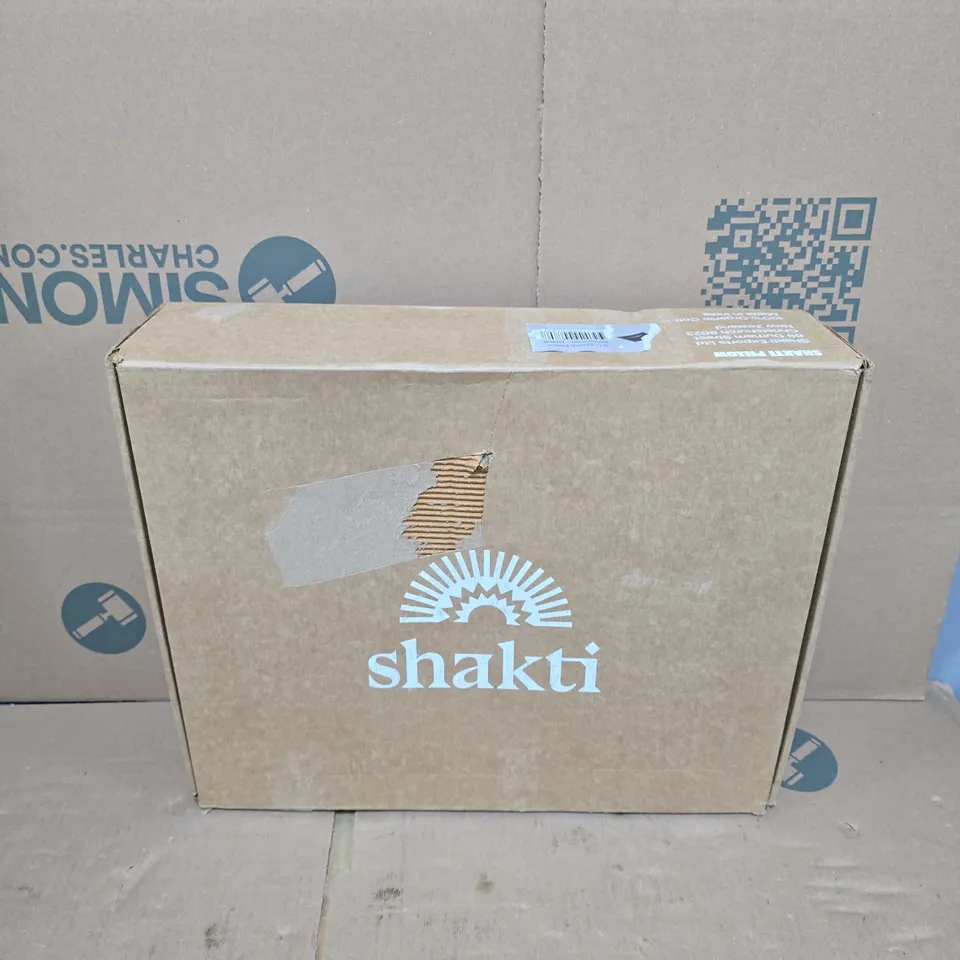 BOXED SHAKTI PILLOW IN BLACK