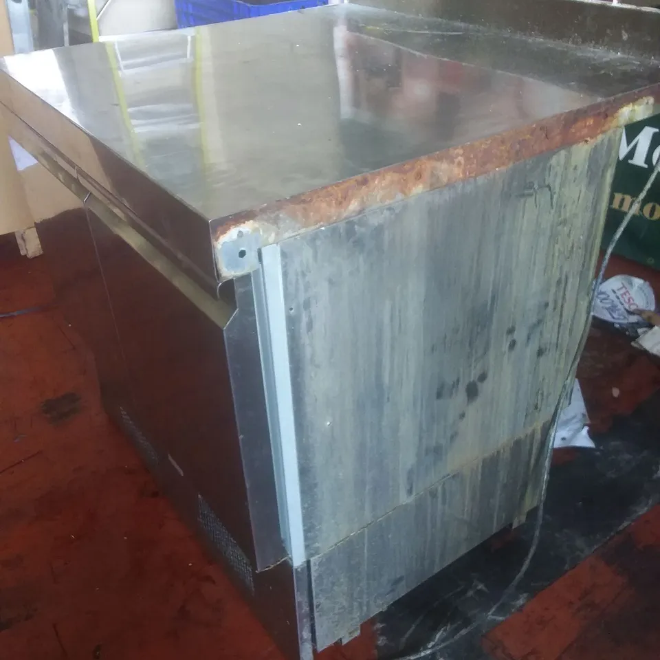 PREP TABLE WITH UNDERCOUNTER FRIDGES 