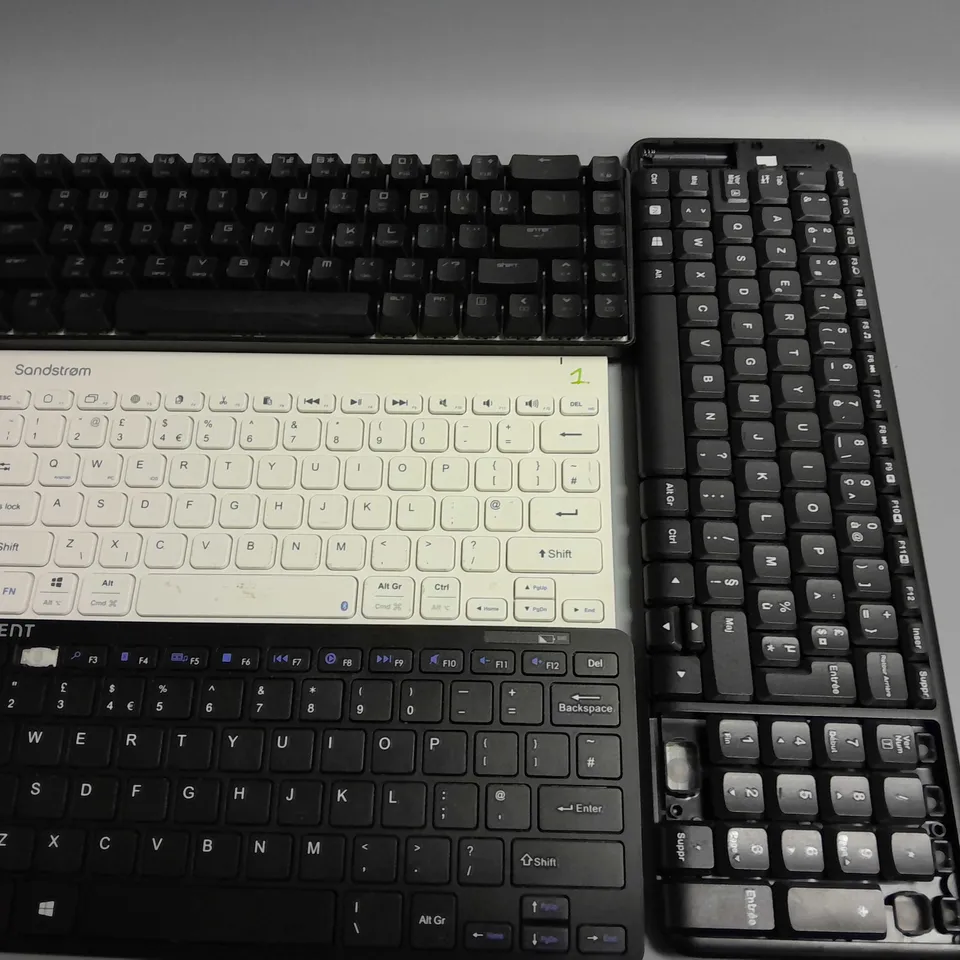 LOT OF 4 ASSORTED WIRELESS KEYBOARDS TO INCLUDE SANSDTROM AND ADVENT