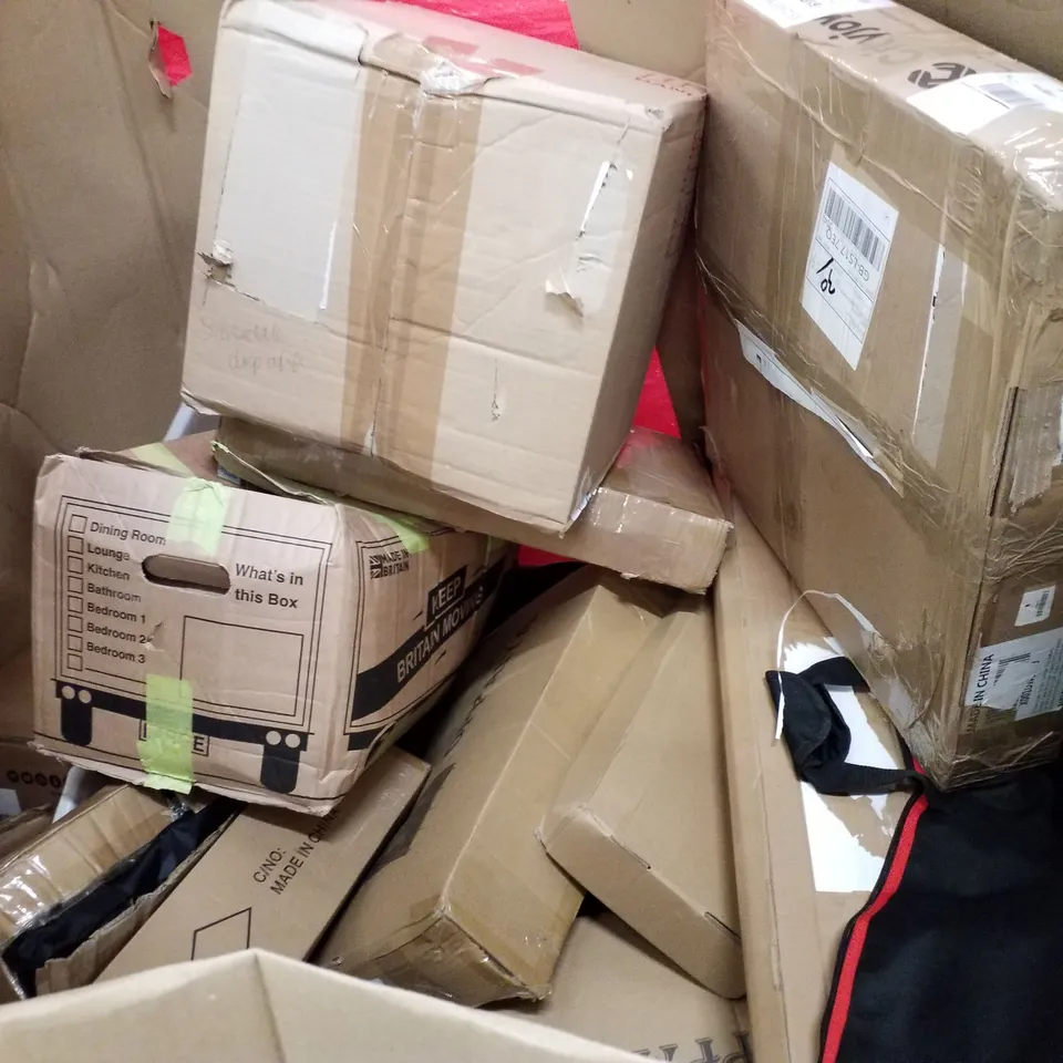 PALLET OF ASSORTED PRODUCTS INCLUDING KEYBOARD & MOUSE, SUPER MARKET TOY SET, ULTRASONIC CLEANER, TV MOUNT