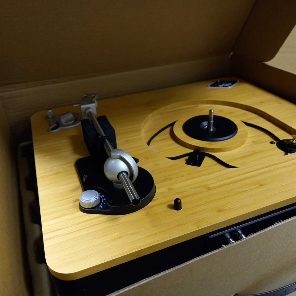 BOXED HOUSE OF MARLEY STIR IT UP WIRELESS TURNTABLE - RECORD PLAYER BAMBOO WOOD