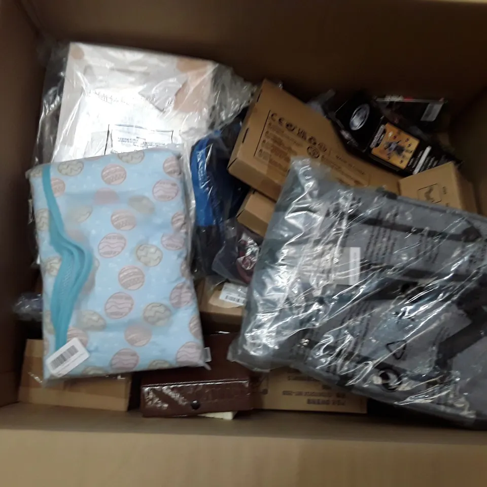 PALLET TO CONTAIN AN ASSORTMENT OF HOUSEHOLD ITEMS TO INCLUDE XBOX ONE GAMES, LUMBAR SUPPORTS, CYCLE BAGS AND CLOTHING ECT
