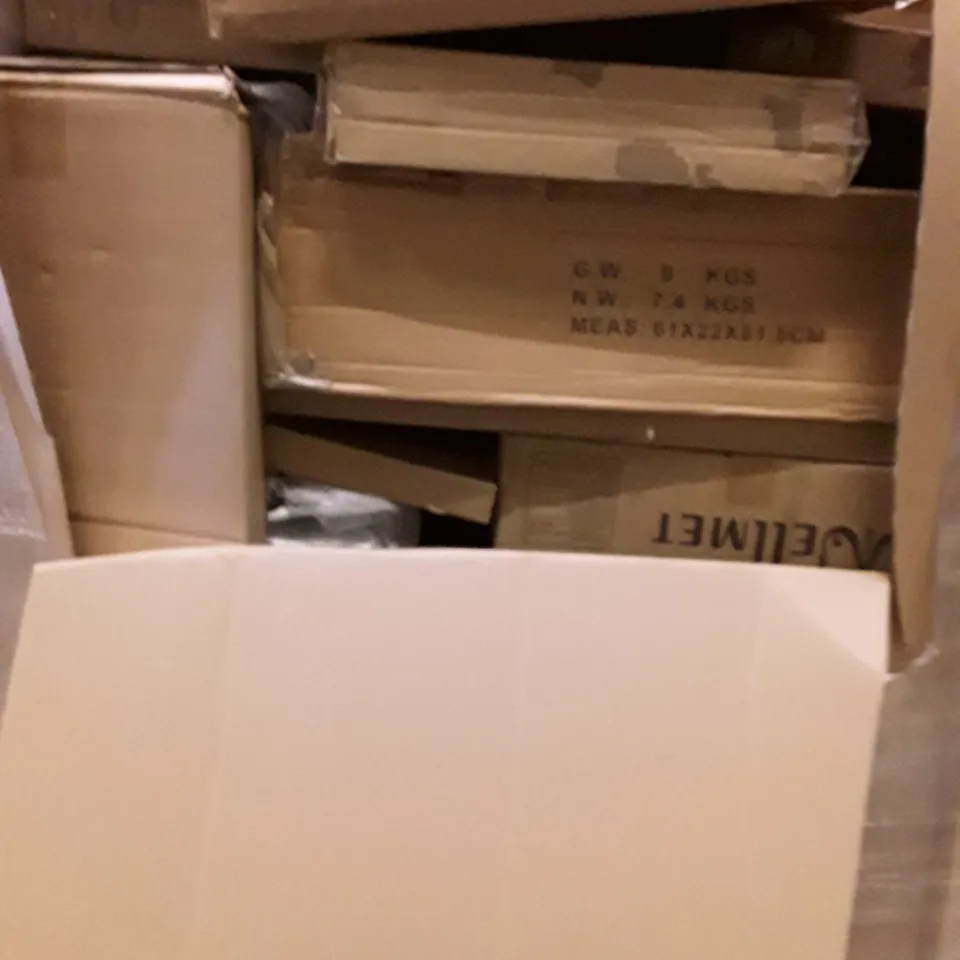 PALLET OF ASSORTED PRODUCTS TO INCLUDE; PLASTIC PINK BAG - STANDARD WOODEN TOILET SEAT - JOSEPH JOSEPH POCKET PLUS IRONING BOARD ECT