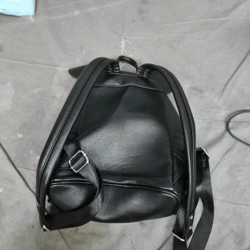 DISNEY LOUNGEFLY MINNIE MOUSE BLACK QUILTED MINI BACKPACK WITH RED BOW