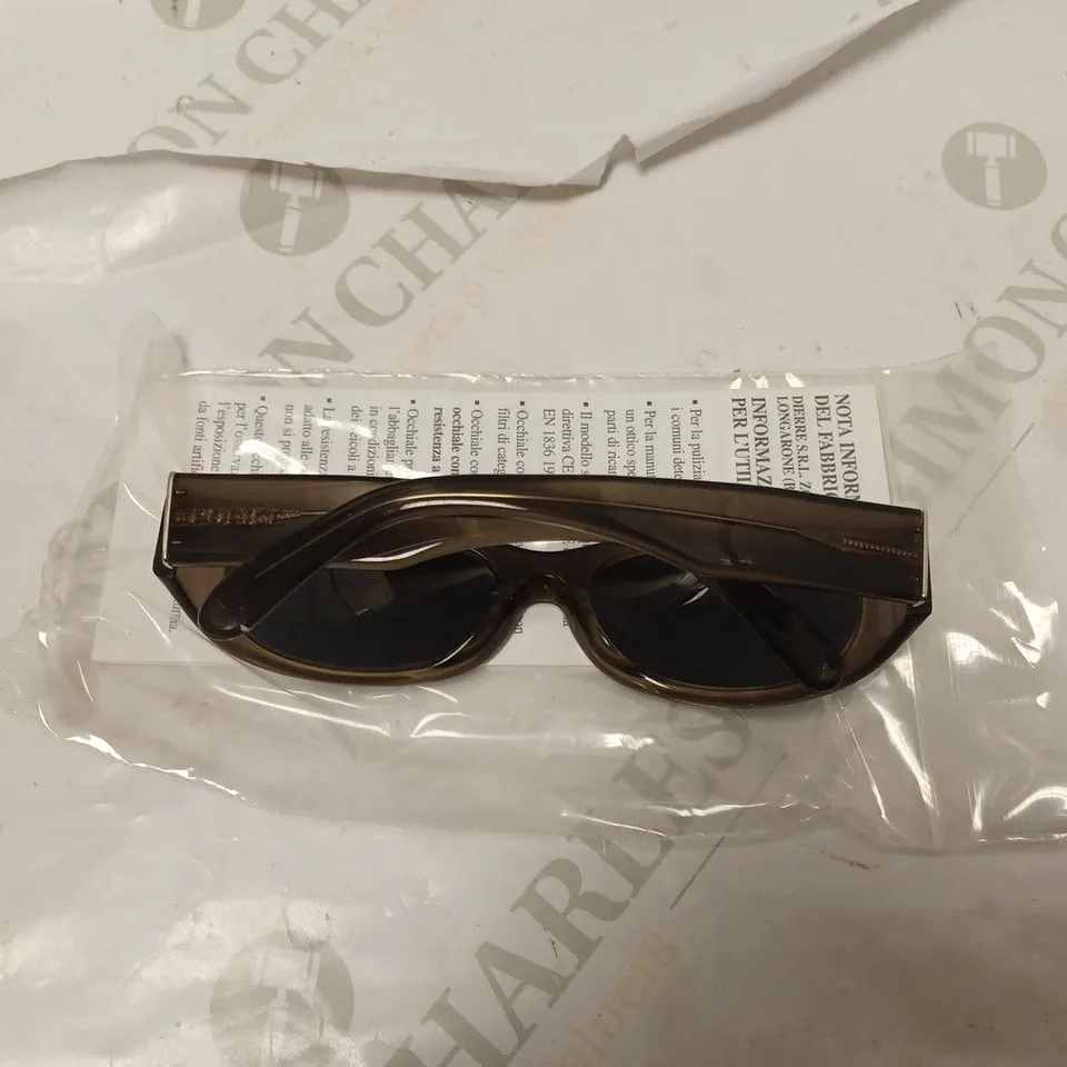 APPROXIMATELY 10 DIERRE POLICE SUNGLASSES - 1326M/0705