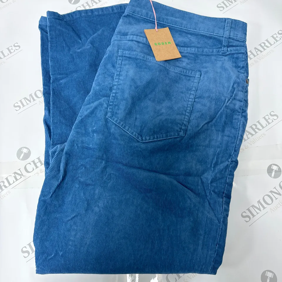 BODEN CORDUROY PANTS IN BLUE SIZE 16P