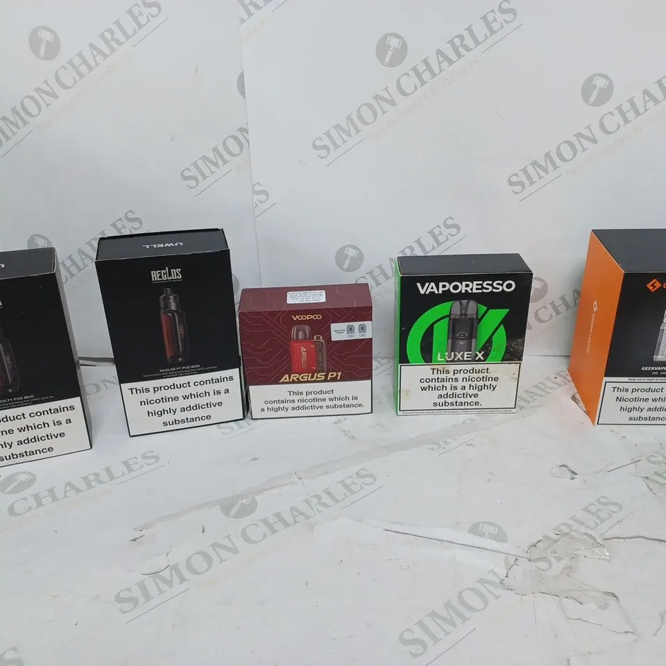 LOT OF APPROXIMATELY 10 BOXED E-CIGARETTES TO INCLUDE VOOPOO LUXE X, GEEKVAPE M100, AND REGLOS AEGLOS P1 POD MOD ETC. 