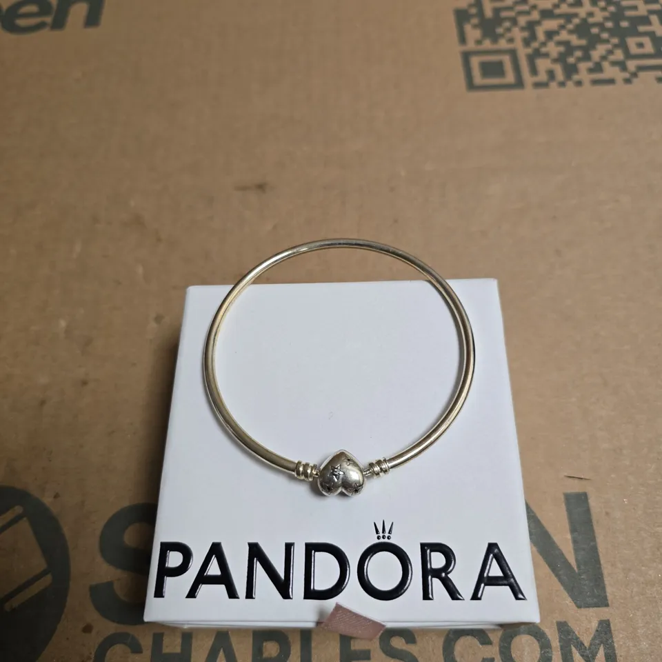 PANDORA SILVER HEART CHARM BANGLE BRACELET