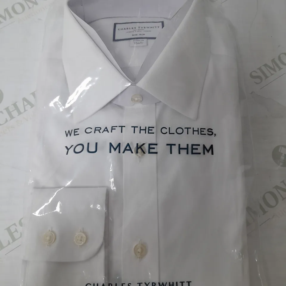 CHARLES TYRWHITT CLASSIC FIT SHIRT IN WHITE - 42/86cm