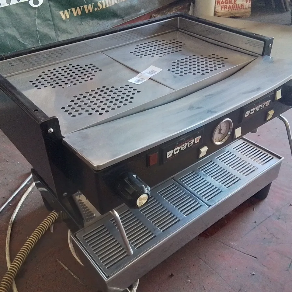 LA MARZOCCO LINEA CLASSIC 2 GROUP COMMERCIAL ESPRESSO MACHINE
