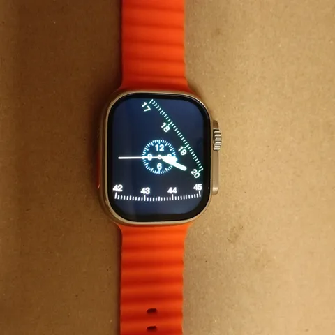 APPLE WATCH ULTRA 49MM TITANIUM & CERAMIC CASE – ORANGE SPORT BAND