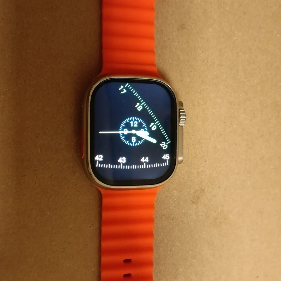 APPLE WATCH ULTRA 49MM TITANIUM & CERAMIC CASE – ORANGE SPORT BAND