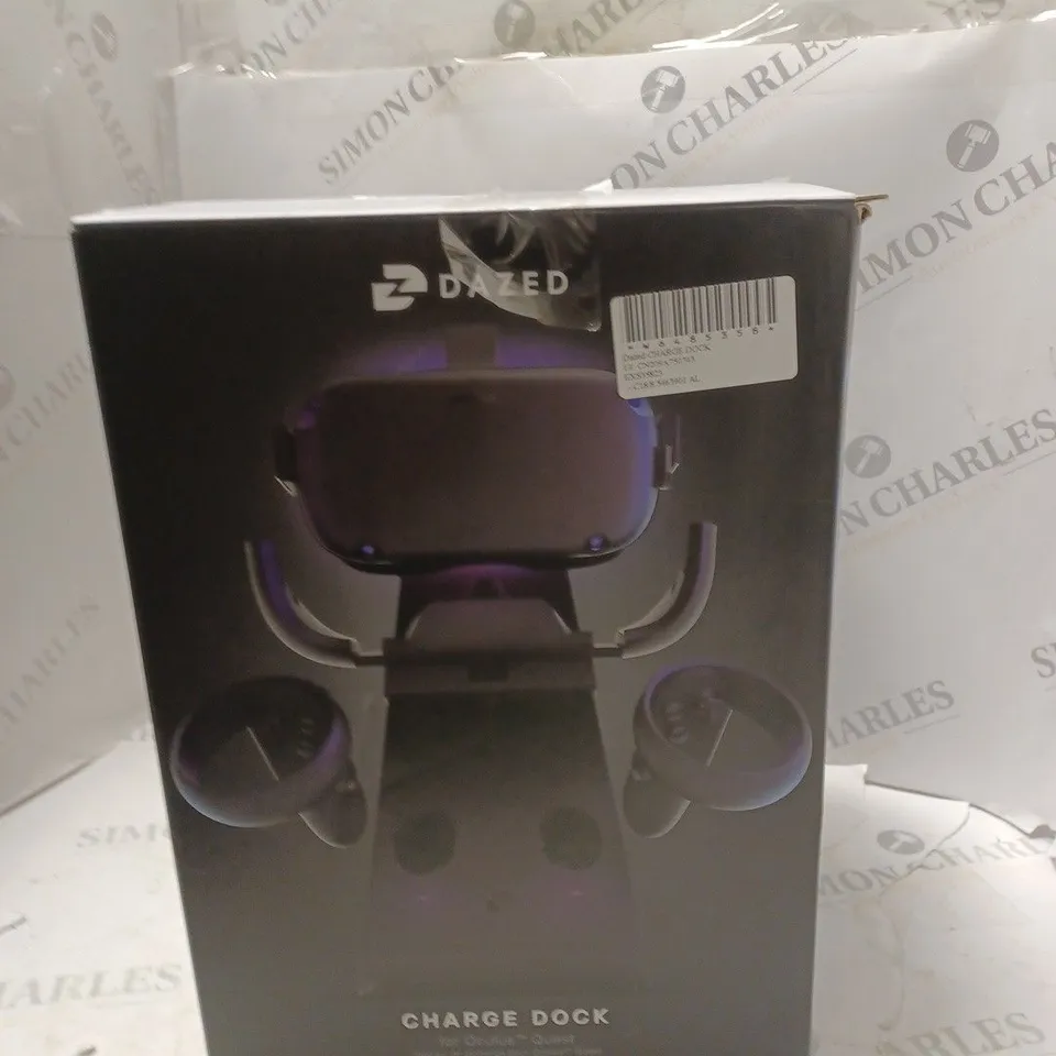 DAZED CHARGING DOCK 