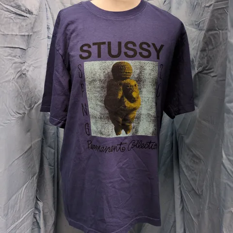 STUSSY PURPLE T-SHIRT – PERMANENT COLLECTION GRAPHIC, SIZE S, MADE IN HONDURAS