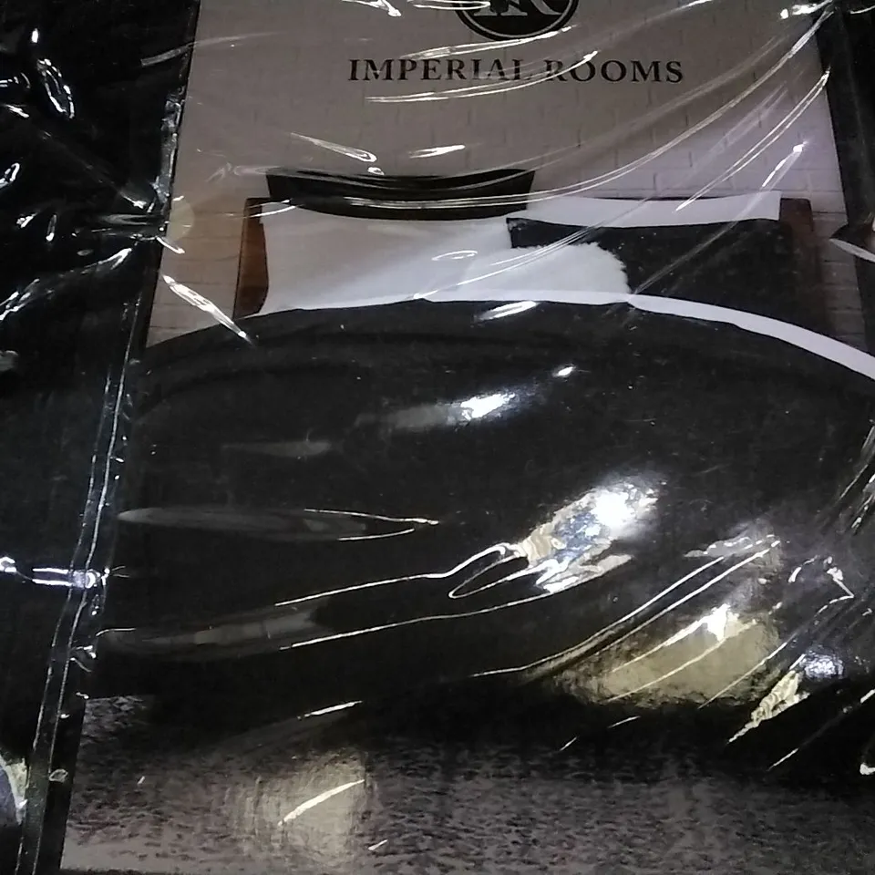 CRUSHED VELVET DUVET COVER SET BLACK