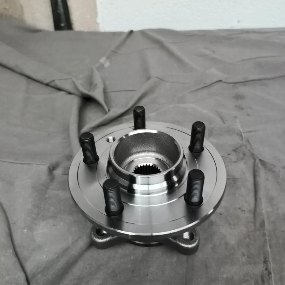 WHEEL BEARING AND HUB ASSEMBLY 