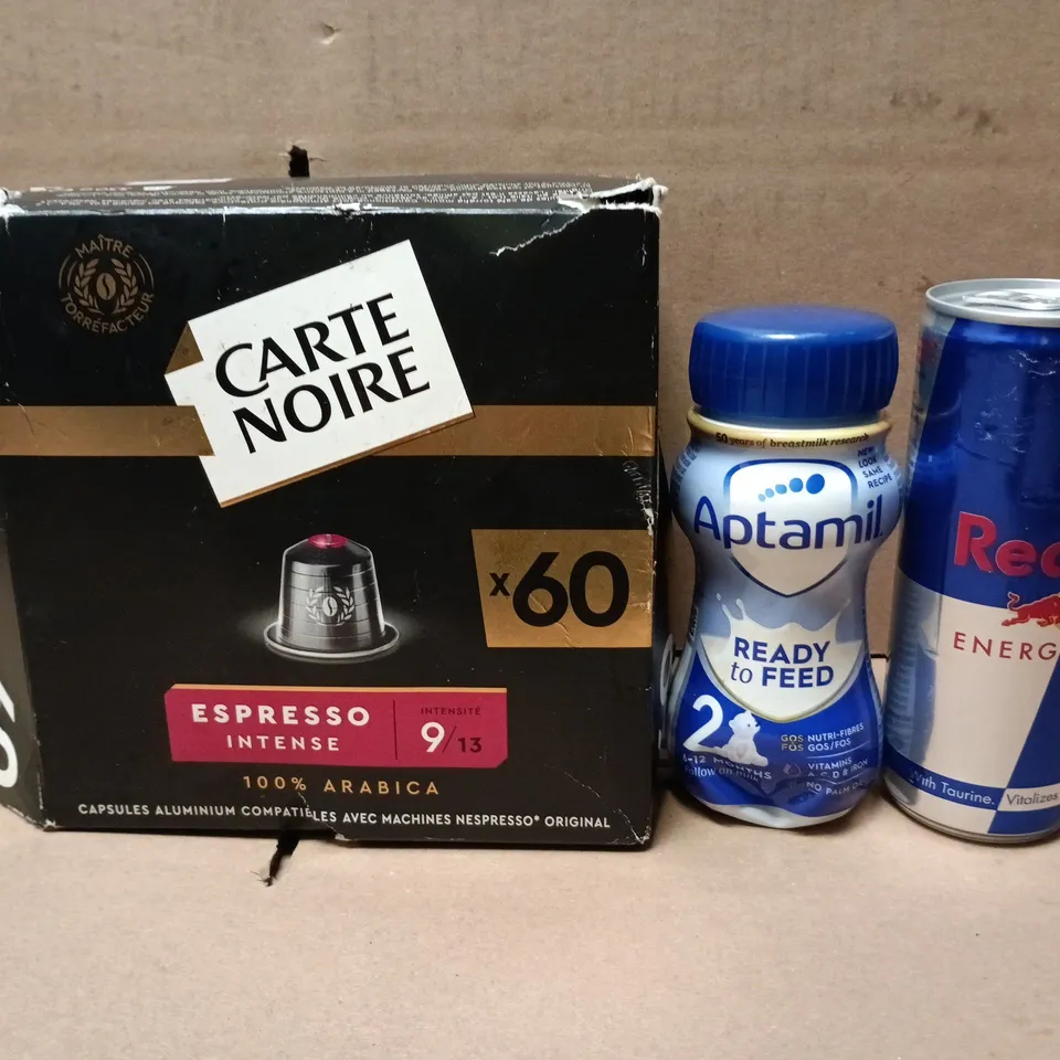 APPROXIMATELY 12 ASSORTED FOOD AND DRINKS ITEMS TO INCLUDE - REDBULL , APTAMIL AND CARTE NOIRE