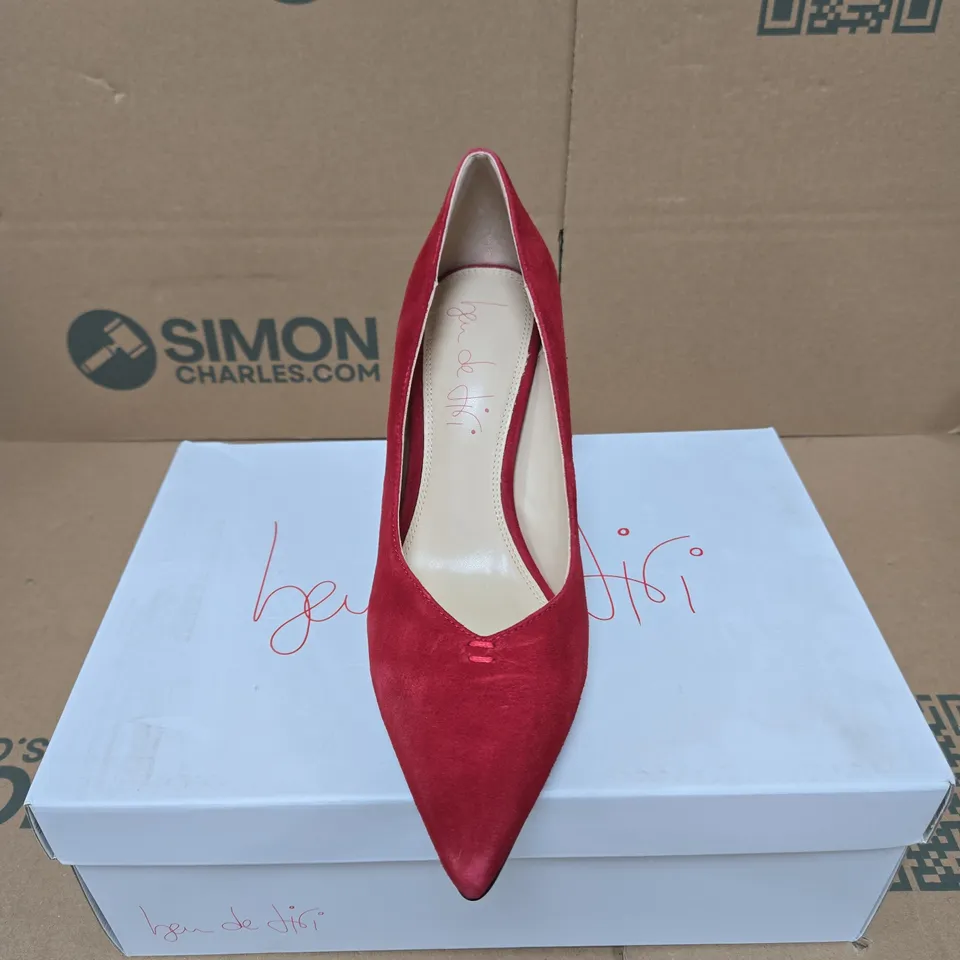 BEN DE LISI RED SUEDE HIGH-HEELED COURT SHOES UK 6 BOXED