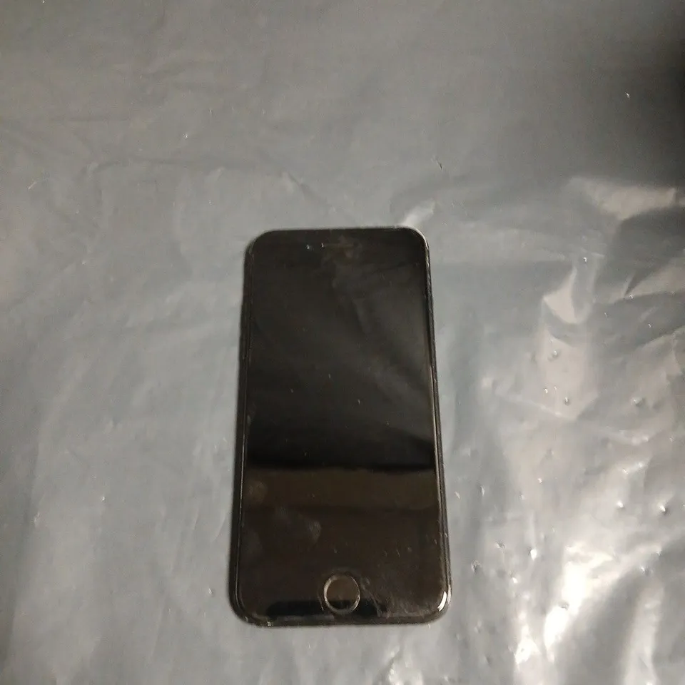 APPLE IPHONE SMARTPHONE – BLACK 